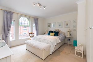 Bed- click for photo gallery